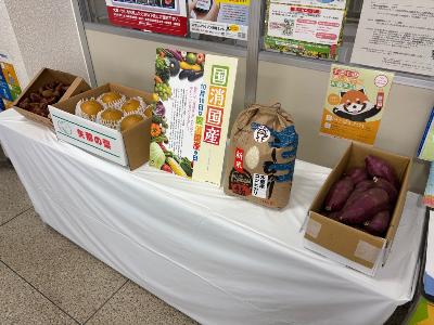 朝日庁舎2階 健康推進課前の廊下