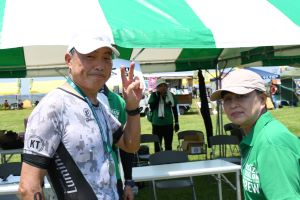 完走後の渡辺市長と、大会実行委員長の田中副市長の写真