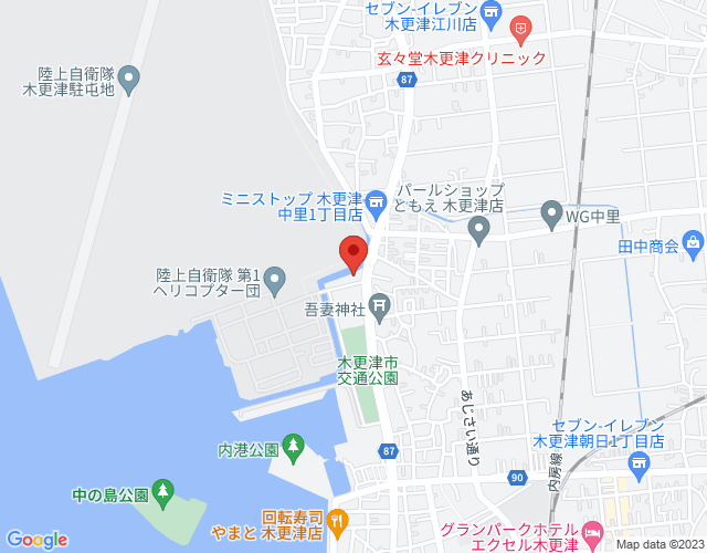 赤いピンが社会館吾妻保育園を指している木更津市の地図の画像