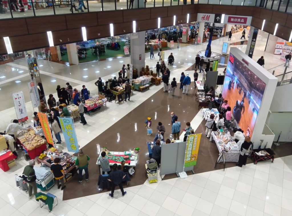 障がい者支援施設販売会会場の様子