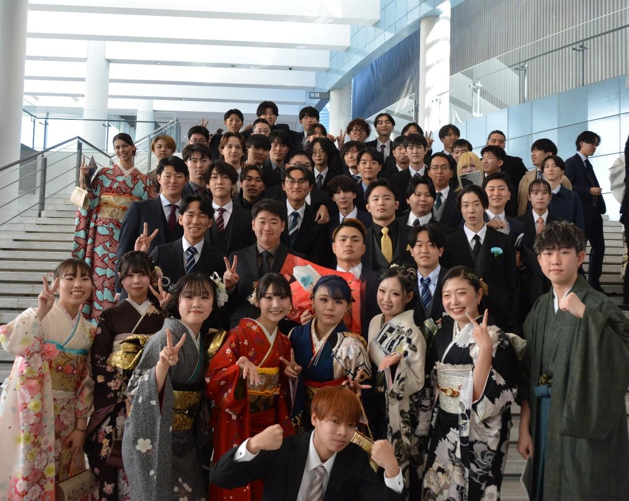 式典参加者集合写真