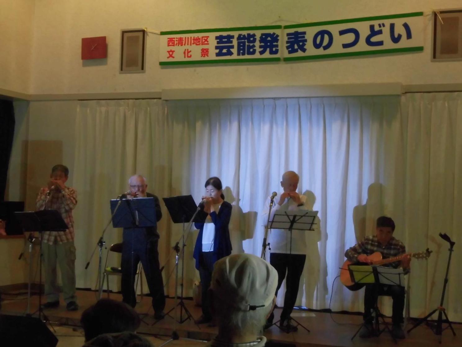 第36回西清川地区文化祭初日の様子です。芸能発表では、サークルの皆さんが日頃の活動の成果を発揮し、会場を盛り上げていました。